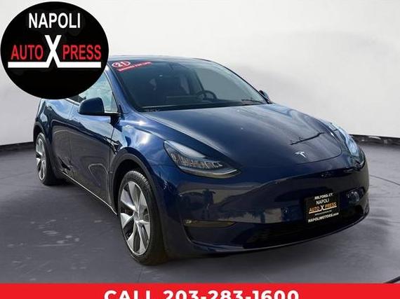 TESLA MODEL Y 2021 5YJYGDEE3MF187882 image